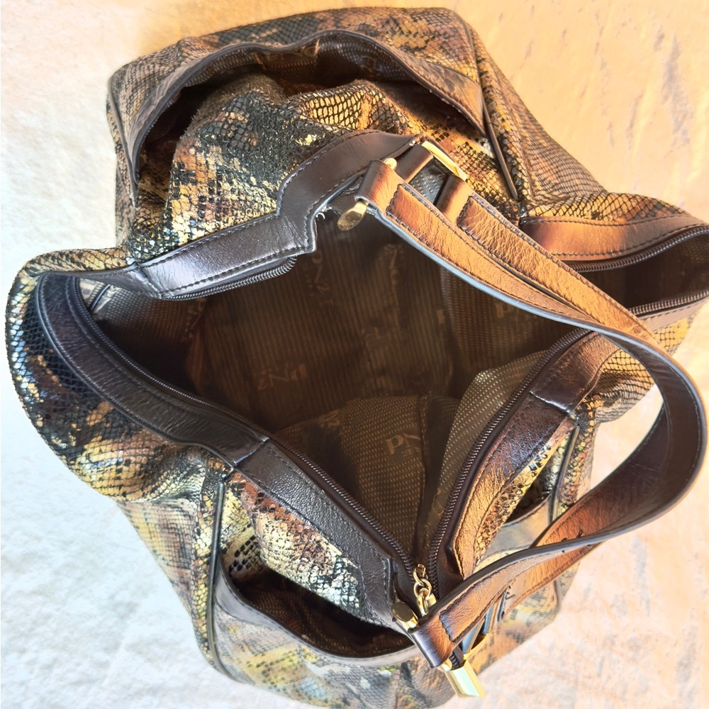 The Find | Chic Snakeskin Hobo Bag in Black and Brown | like new condition - Picture 4 of 9